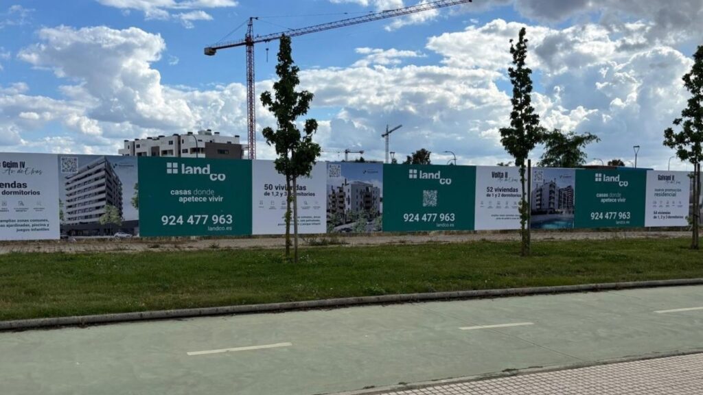 producción e instalación de publicidad exterior, vallas publicitarias y soluciones de gran formato